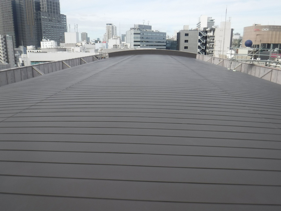 大阪府立体育会館屋根その他改修工事 完成致しました。1